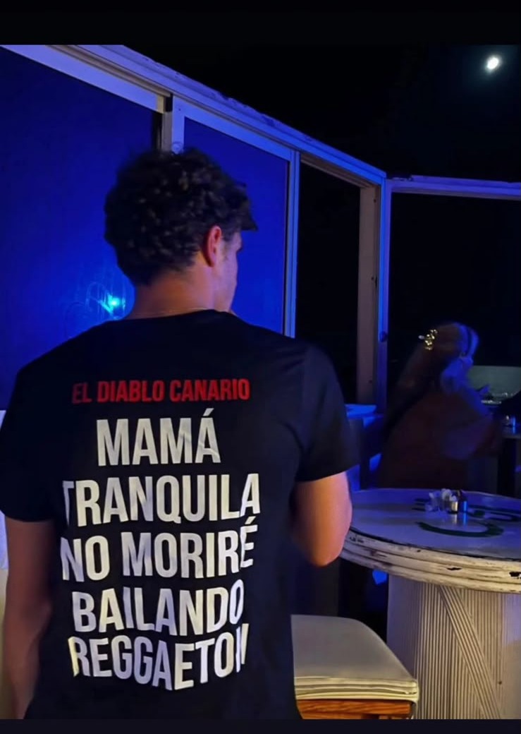 Customer wearing El Diablo Canario at Crowneest Club in Tenerife